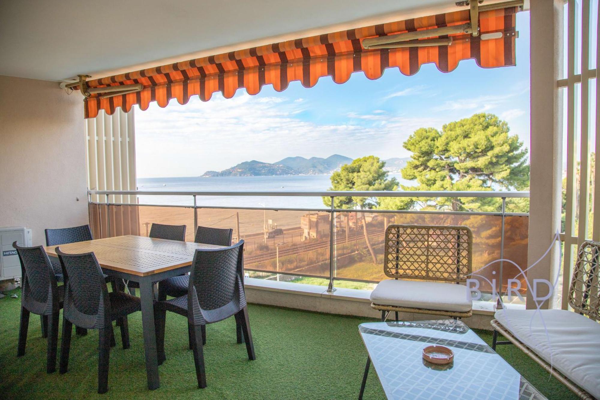 Vue Et Esterel Just Next To The * Cannes